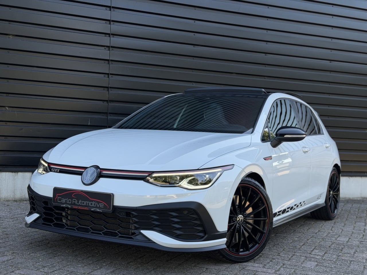 Volkswagen Golf - 2.0 TSI GTI CLUBSP. 45 JAHRE PANO|AKRA|HUD|MEMORY|HK VOL! - AutoWereld.nl