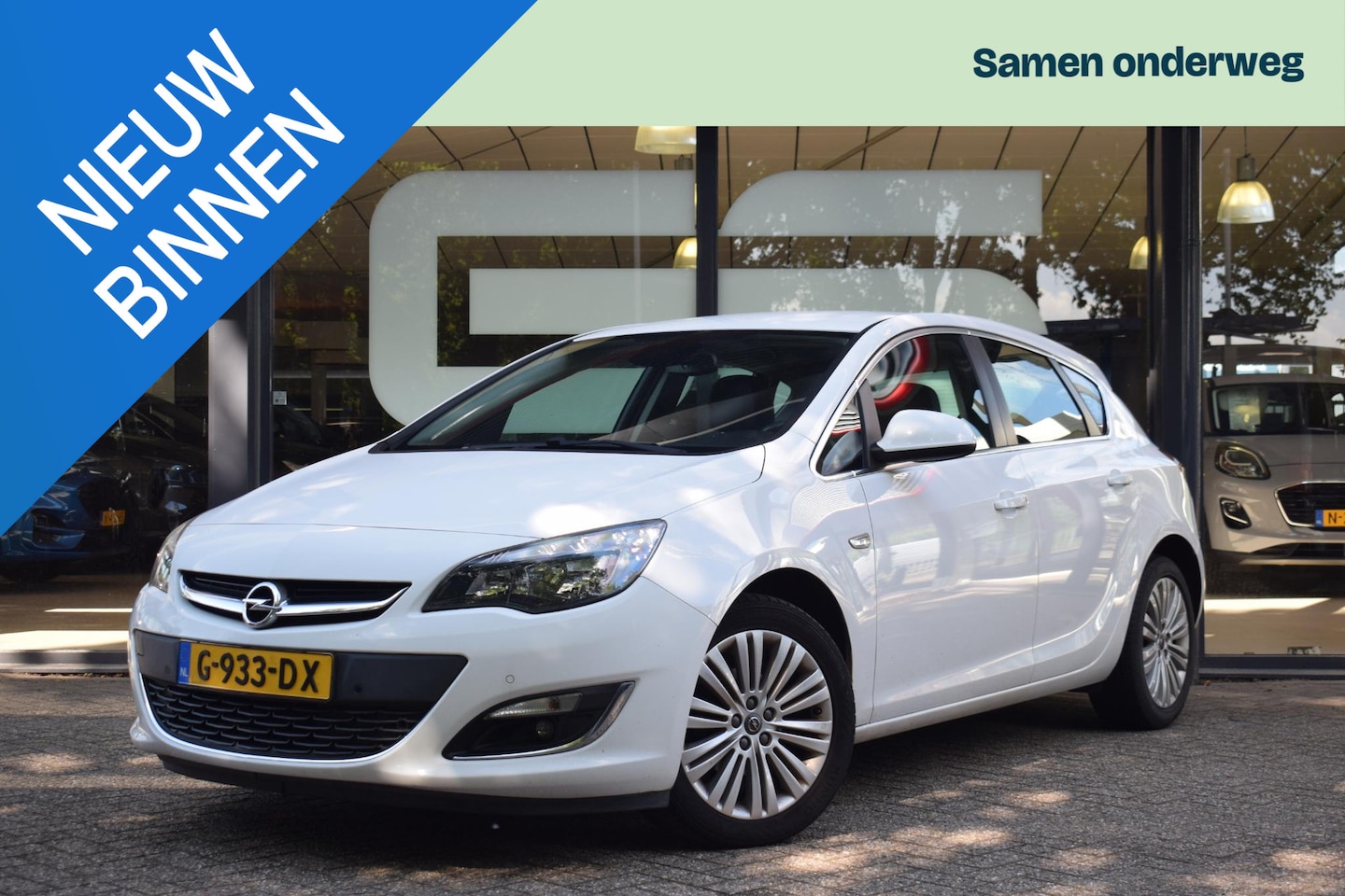 Opel Astra - 1.4 Turbo Sport met NAVIGATIE|BLUETOOTH TEL|PDC| - AutoWereld.nl