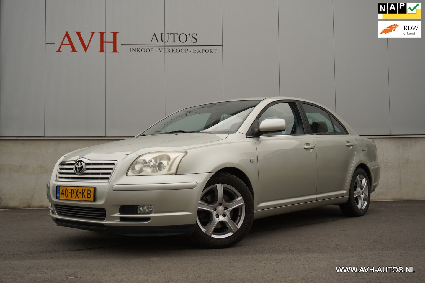 Toyota Avensis - 2.0 VVTi Linea Sol 2.0 VVTi Linea Sol - AutoWereld.nl