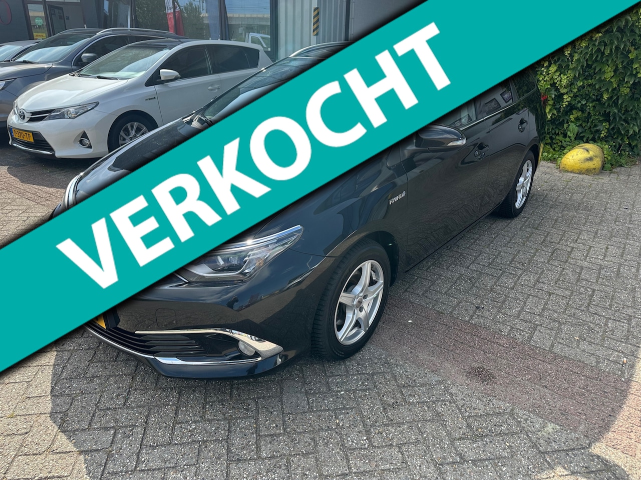 Toyota Auris Touring Sports - 1.8 Hybrid Lease Pro 1.8 Hybrid Lease pro, PANORAMADAK - AutoWereld.nl