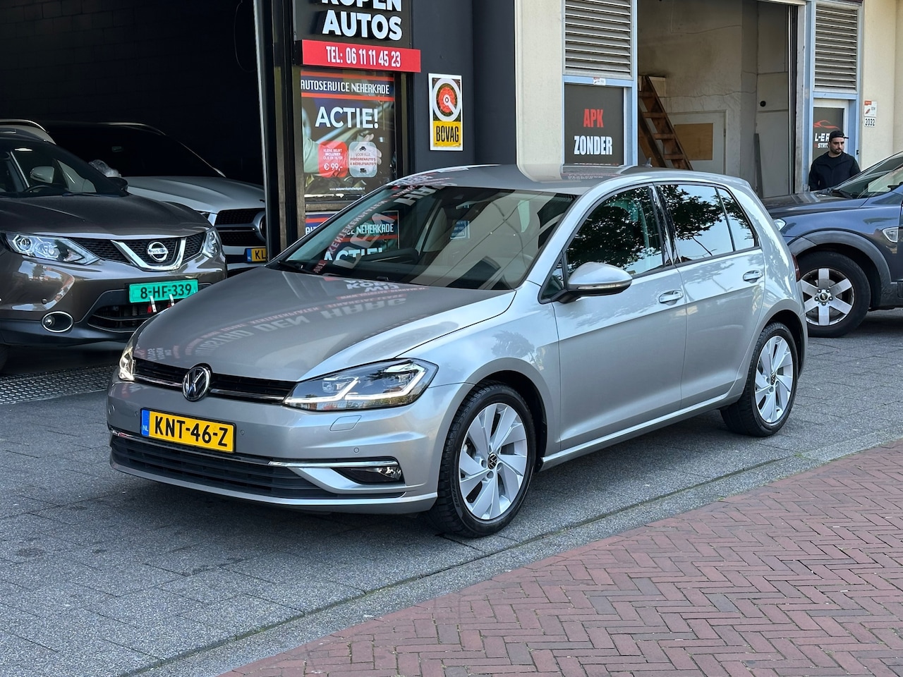 Volkswagen Golf - 1.4 TSI Highline Business R Aut Navi Camera Carplay - AutoWereld.nl