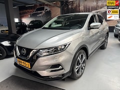 Nissan Qashqai - 1.3 DIG-T Design Edition / Navi / Stoelverwarming / Trekhaak