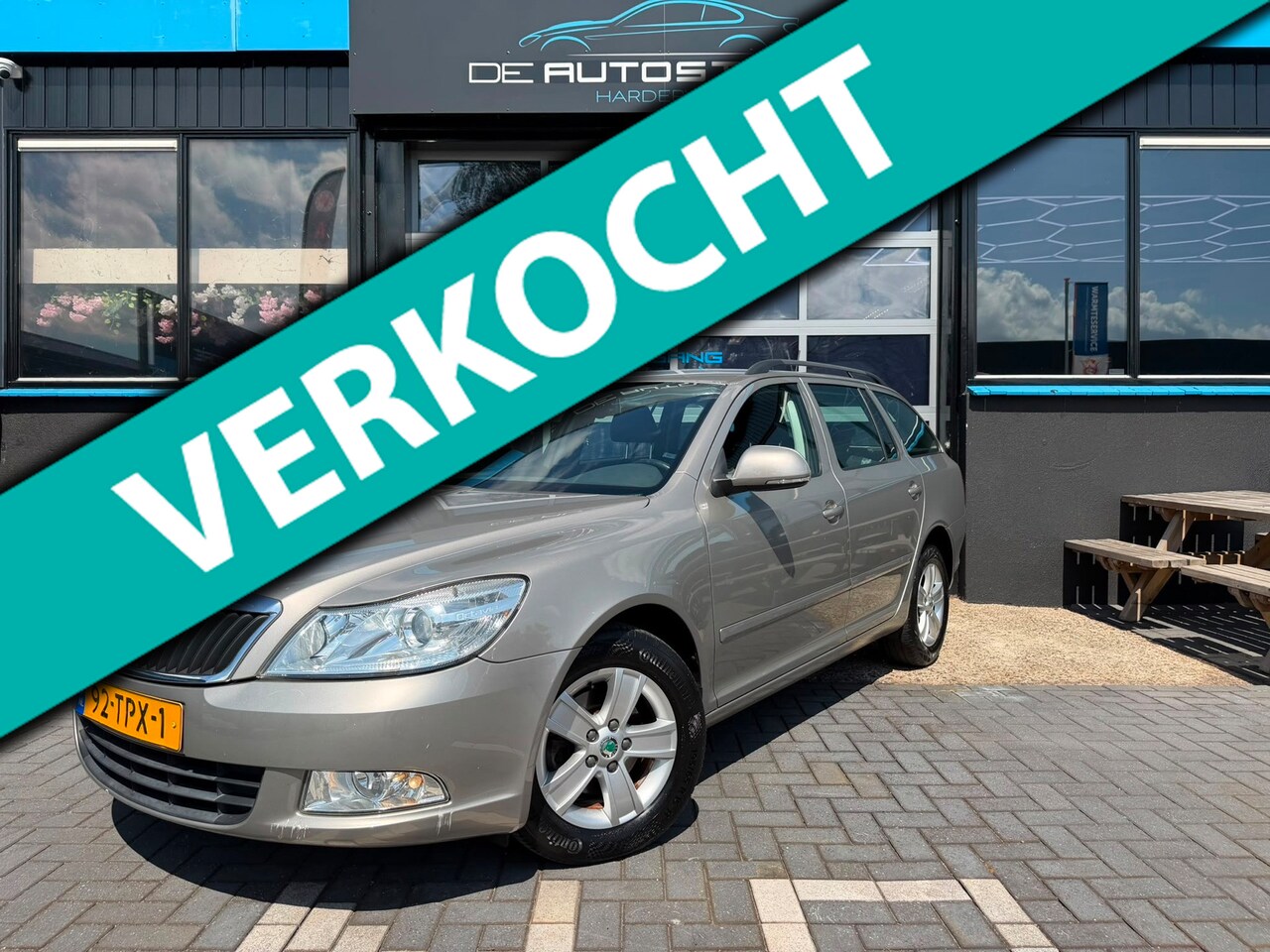 Skoda Octavia Combi - 1.2 TSI Ambition Business Line Airco Cruise Navi PDC - AutoWereld.nl