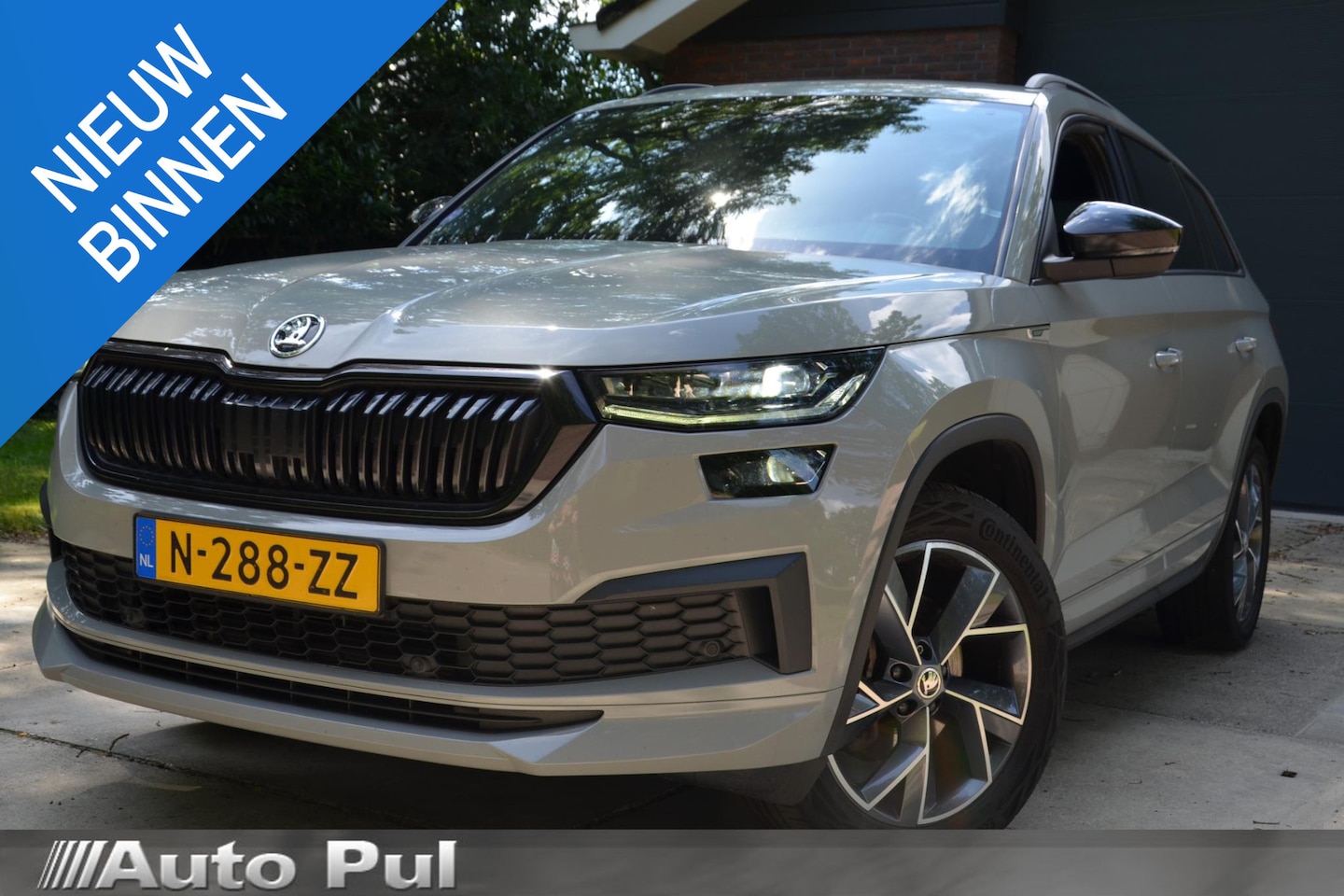 Skoda Kodiaq - 1.5 TSI Sportline Business 7 Persoons. Navi/Led/Ecc/Pdc/Achteruitrij-camera/Stuur&Stoelver - AutoWereld.nl