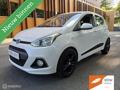 Hyundai i10 - white edition airco