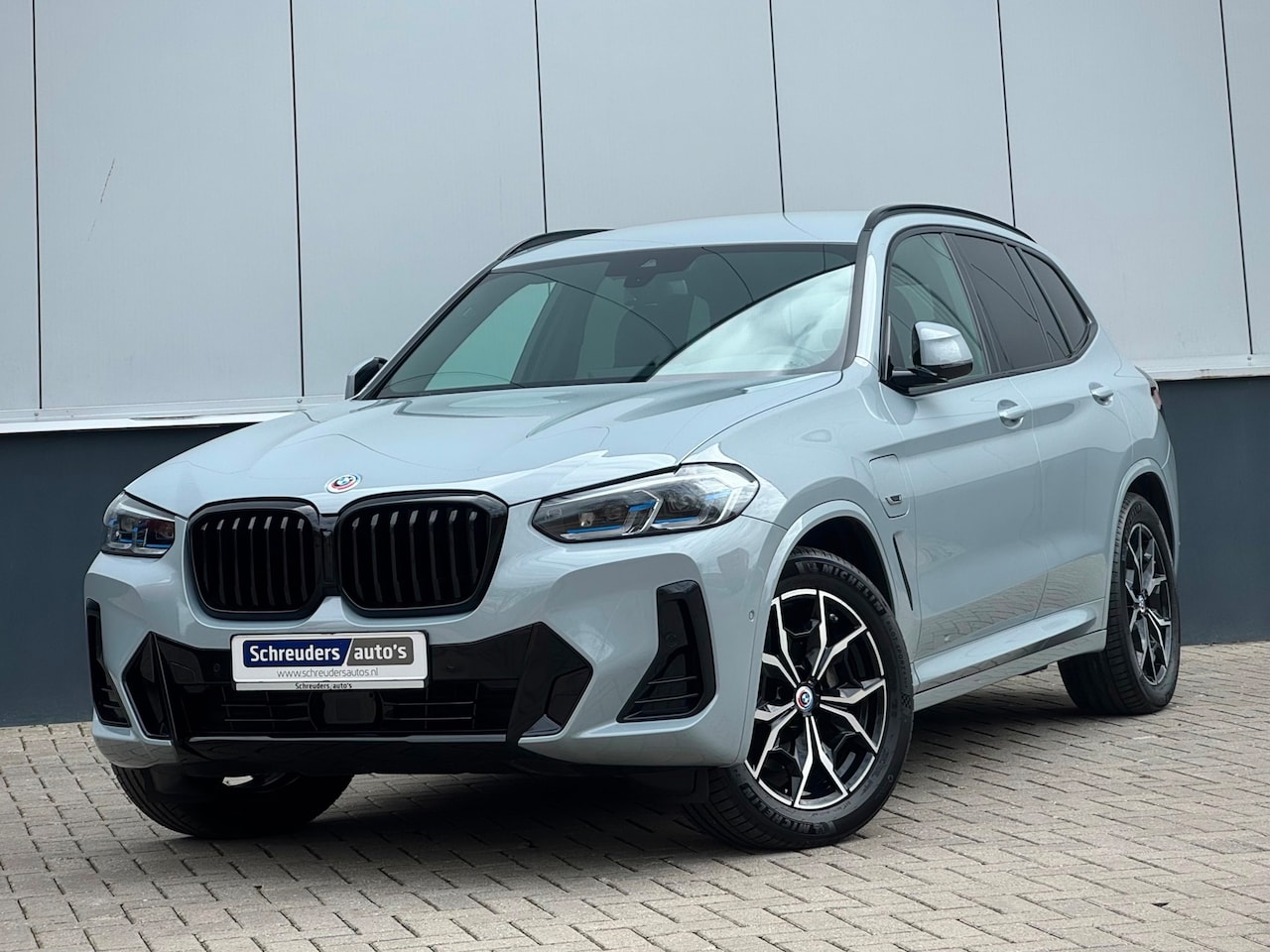 BMW X3 - XDrive30e Hybrid M-SPORT HUD Carbon H&K BROOKLYN GREY (BTW) - AutoWereld.nl