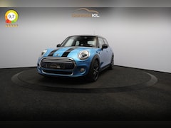 MINI 5-Deurs - 1.5 Cooper Chili Serious Business Onderh. historie bekend / Adaptive Cruisecontrol / Head