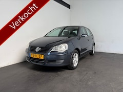 Volkswagen Polo - 1.4-16V Optive