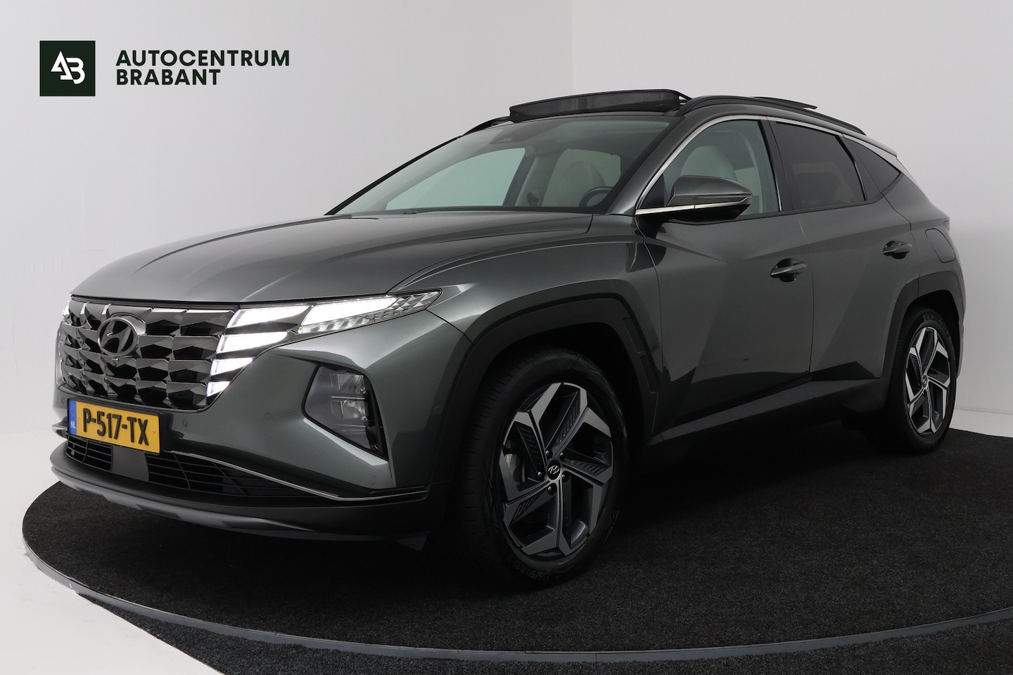 Hyundai Tucson - 1.6 T-GDI PHEV Premium Sky 4WD (PANORAMADAK, TREKHAAK, 360 CAMERA, STOEL/-STUURVERWARMING, - AutoWereld.nl