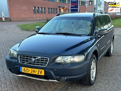 Volvo V70 Cross Country - 2.4 T Comfort Line ECC Audio/Navigatie Elect. pakket LMV 16" Ledert Cruise Trekhaak Dealer