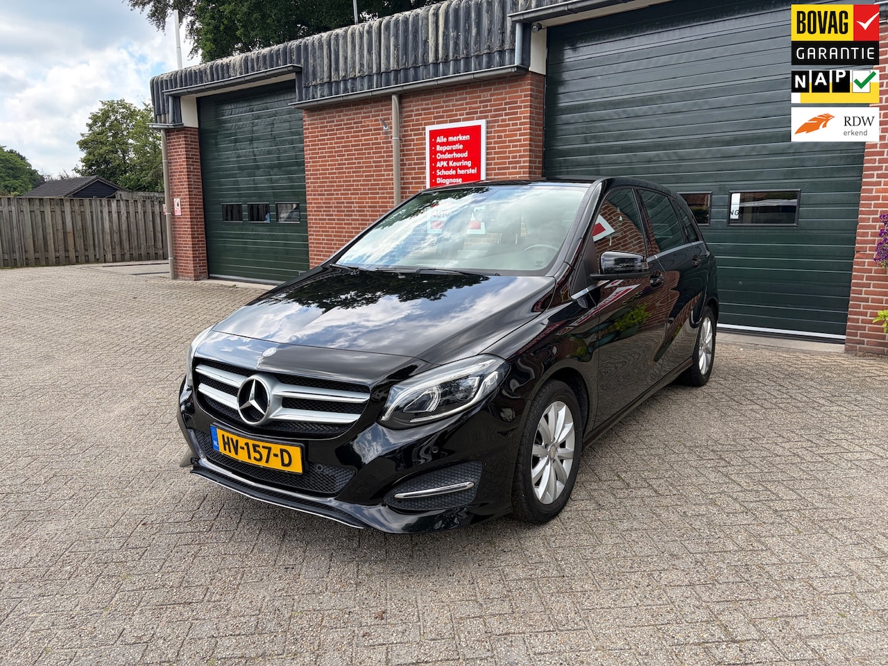 Mercedes-Benz B-klasse - 180 Ambition Xenon Cruise Navi Trekhaak - AutoWereld.nl