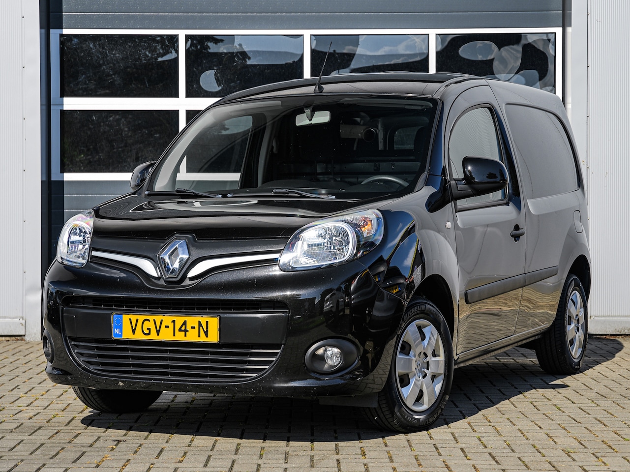 Renault Kangoo - 1.5 Blue dCi 95 Work Edition 1ste eig. | Airco | Cruise control | Trekhaak | PDC | Bluetoo - AutoWereld.nl