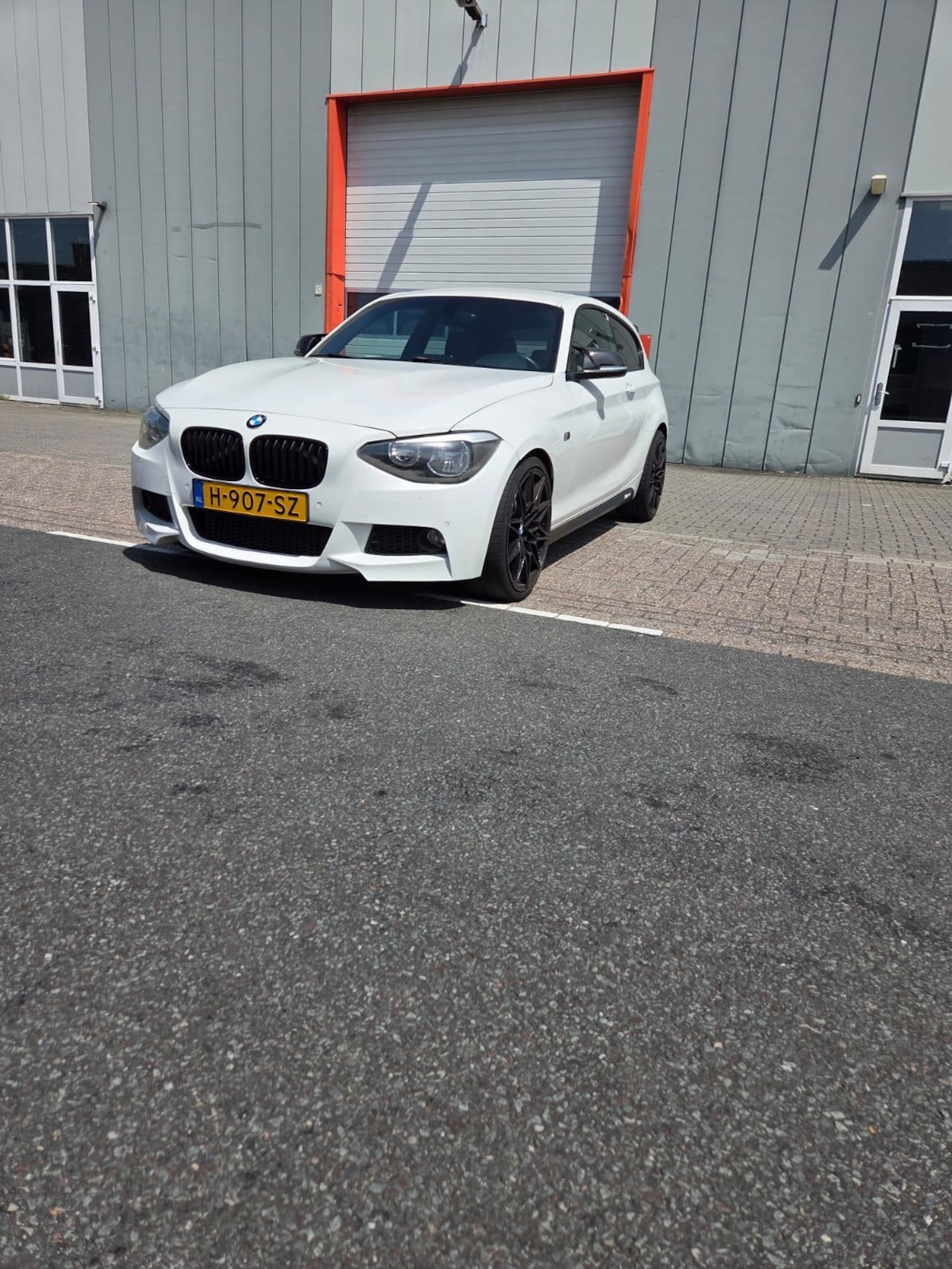 BMW 1-serie - 114i EDE Business+ Navi M- Uitgevoerd Apk 05-27 - AutoWereld.nl