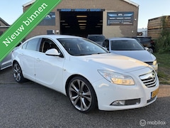 Opel Insignia - 2.0 CDTI EcoFLEX Sport APK 2027