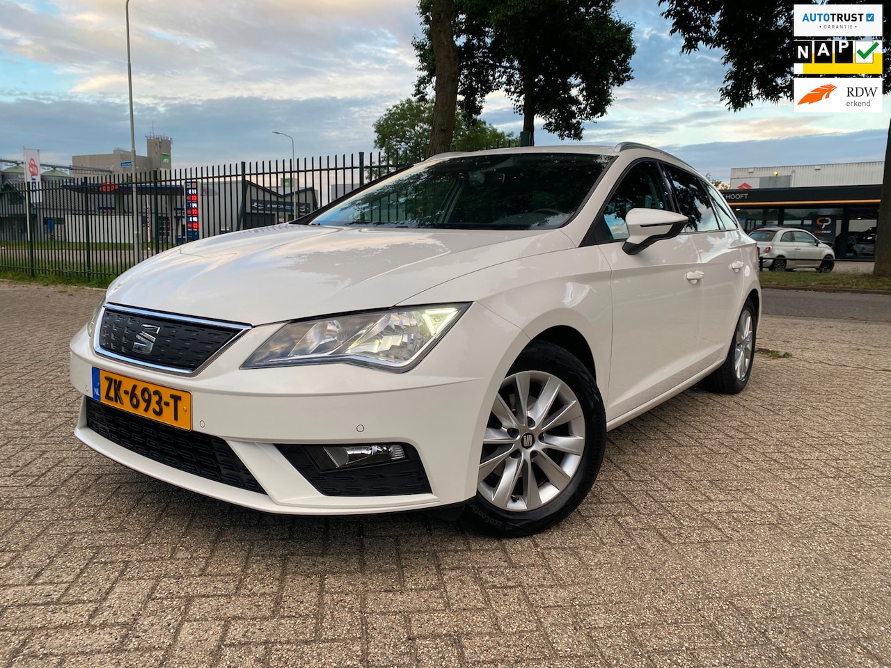 SEAT Leon ST - 1.0 EcoTSI Style Business Camera Adaptive Cruise - AutoWereld.nl