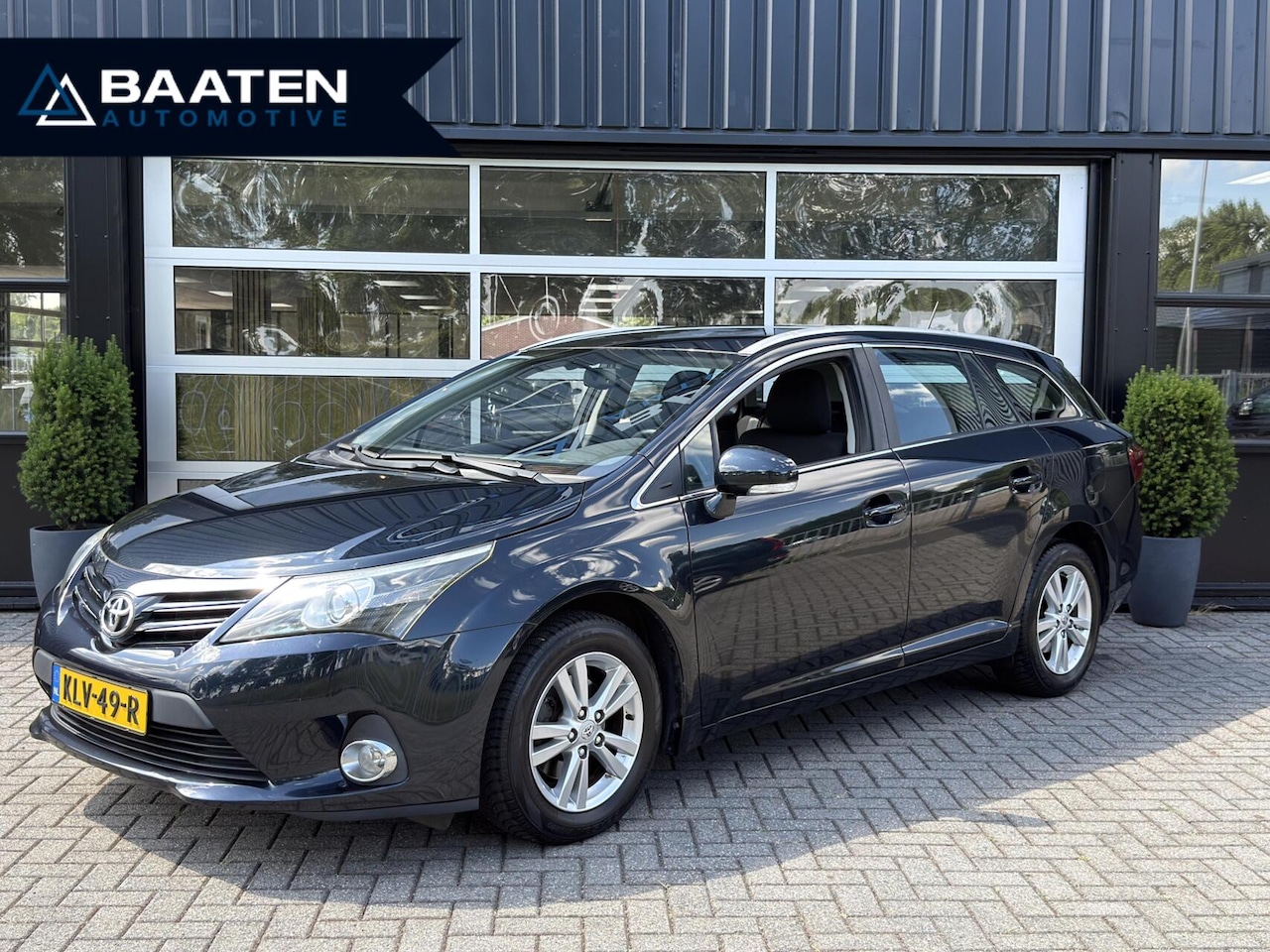 Toyota Avensis Wagon - 1.8 VVTi|Facelift|1e eig.|Camera|Navi|BT - AutoWereld.nl
