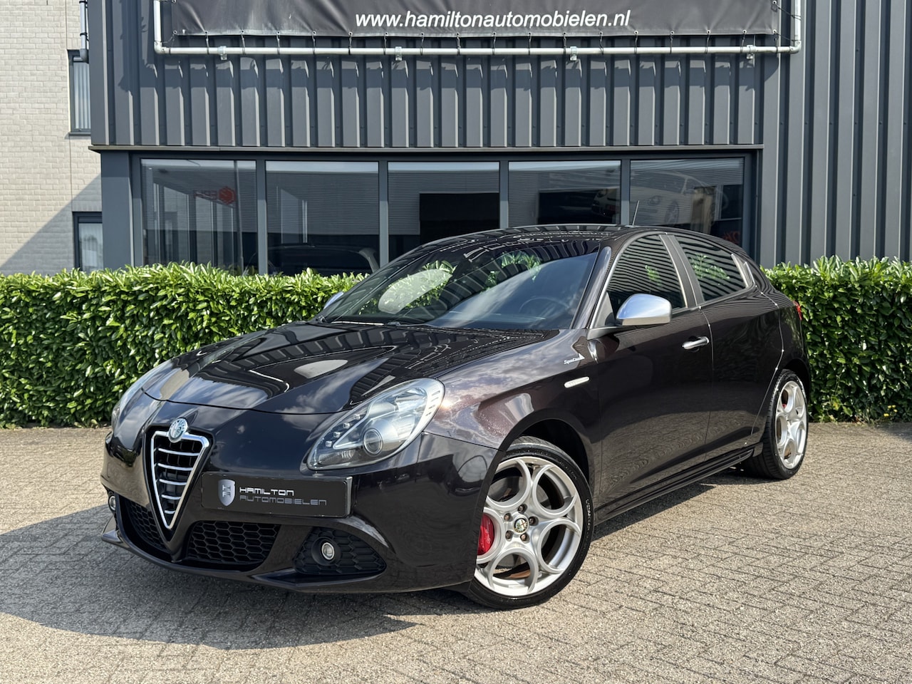 Alfa Romeo Giulietta - 1.4 T 170pk TCT Aut. Distinctive Sportivo Navi Leder 18" NL Auto 140dkm!! - AutoWereld.nl