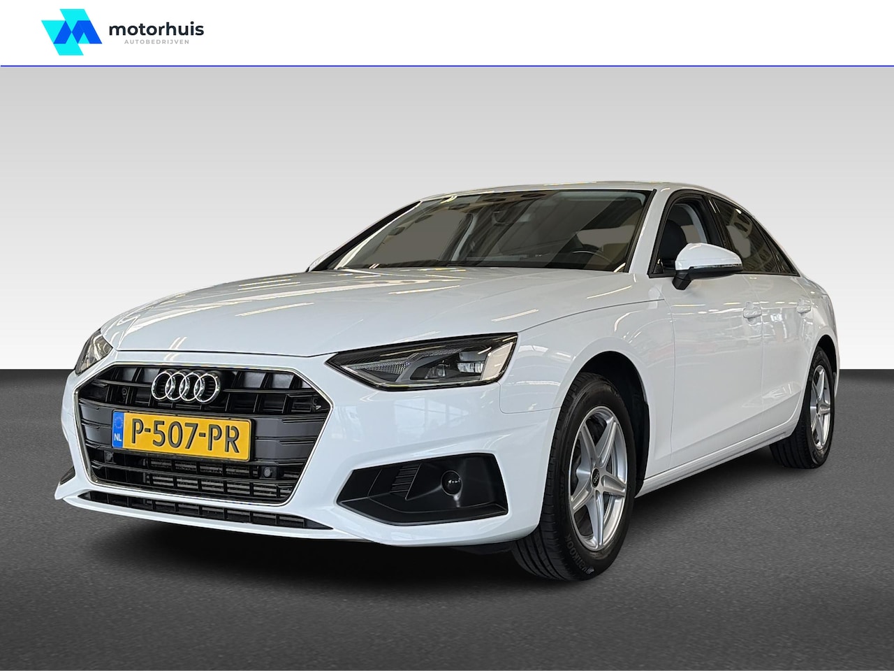 Audi A4 Limousine - 35 TFSI Pro Line | Cruise control | DAB ontvanger | Hill hold functie - AutoWereld.nl