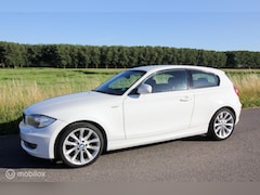 BMW 1-serie - 118i Business Line 3-drs LCI 143pk Xenon Navi Volledige Historie