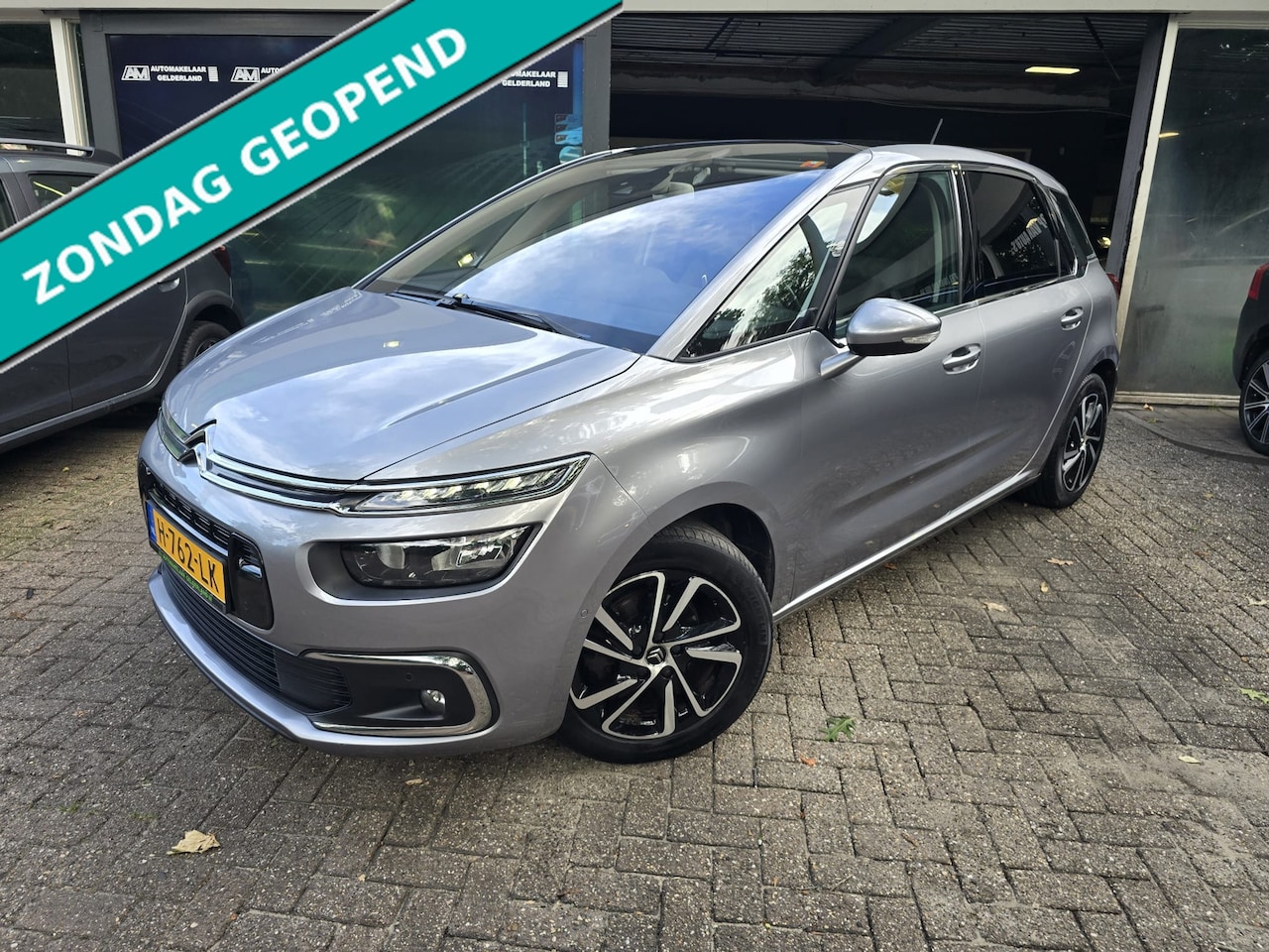 Citroën C4 SpaceTourer - 1.2 PureTech Shine | 2E EIGENAAR |12MND GARANTIE | AUTOMAAT | AIRCO | CRUISE | CAMERA | NA - AutoWereld.nl
