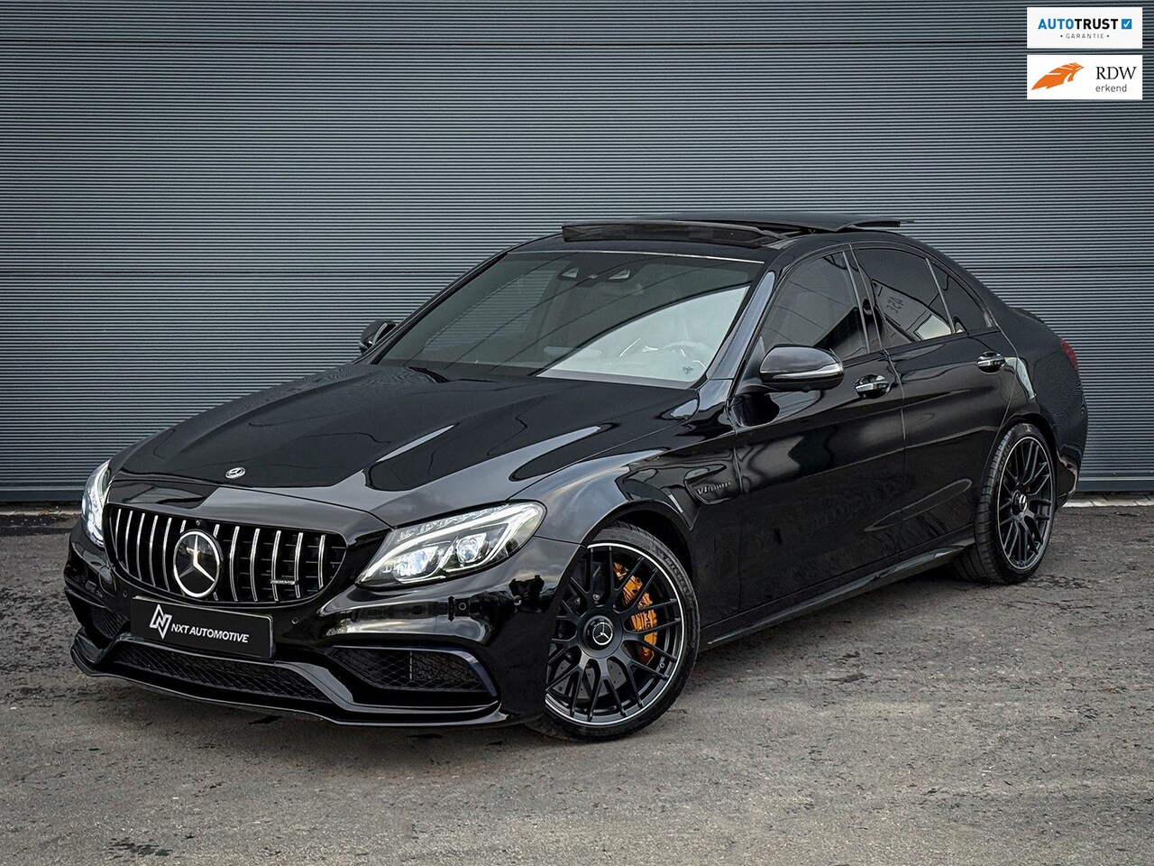 Mercedes-Benz C-klasse - C63 S AMG, Pano, Kuip, keramisch, HUD, Dealer onderhouden, 360 camera, Lane Assist - AutoWereld.nl
