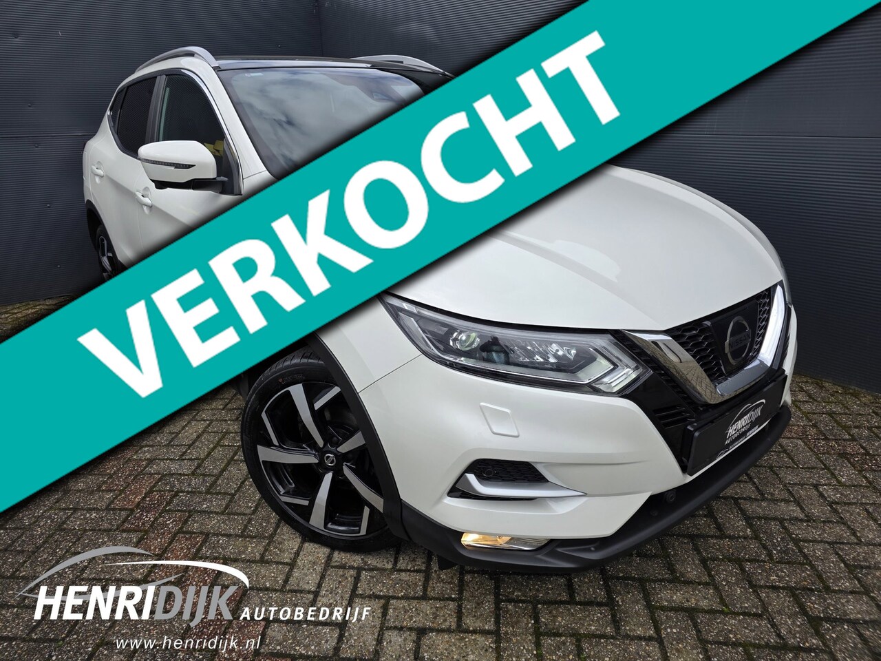 Nissan Qashqai - 1.2 Tekna + Leder / 360 Camera / Pano / Navi / Clima / Cruise / LMV - AutoWereld.nl