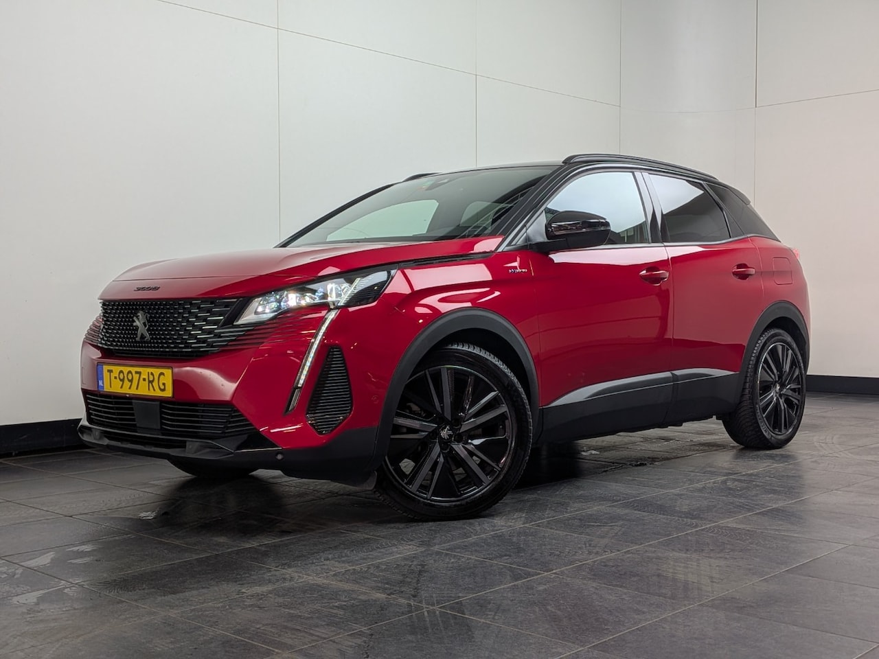 Peugeot 3008 - 1.6 HYbrid 225 GT | VERWACHT | Blackpack | Adapt. Cruise | Focal Audio | Massage | Trekhaa - AutoWereld.nl