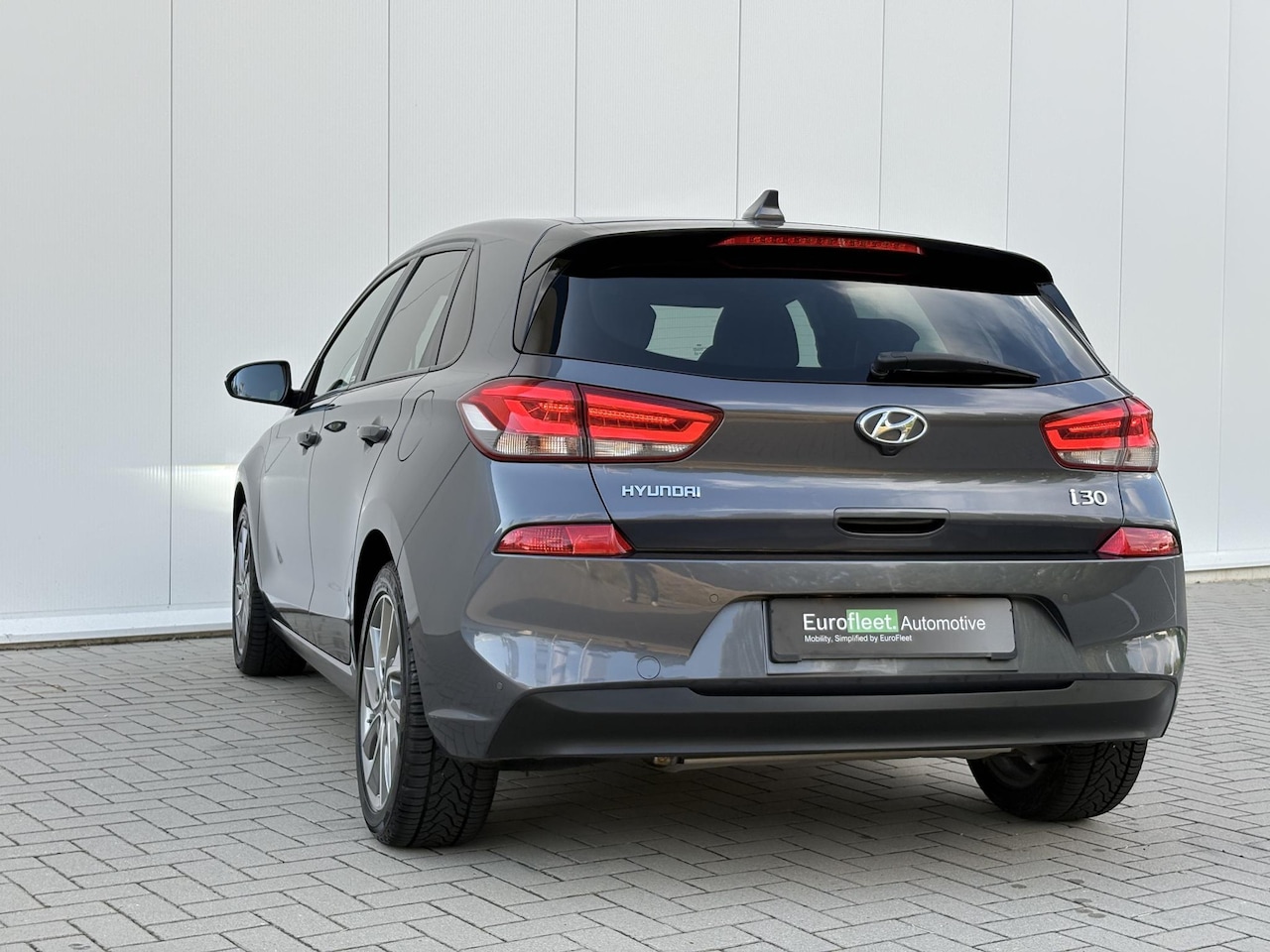 Hyundai i30 - 1.4 T-GDI Passion | CAM | Stuurverw | Stoelverw. | CLIMATE CONTR.| LED | Carplay | LKA | D