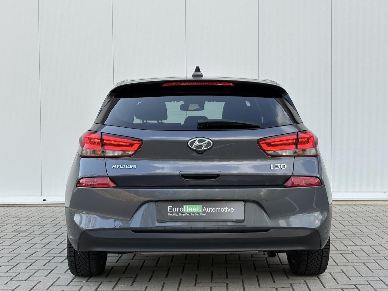 Hyundai i30 - 1.4 T-GDI Passion | CAM | Stuurverw | Stoelverw. | CLIMATE CONTR.| LED | Carplay | LKA | D