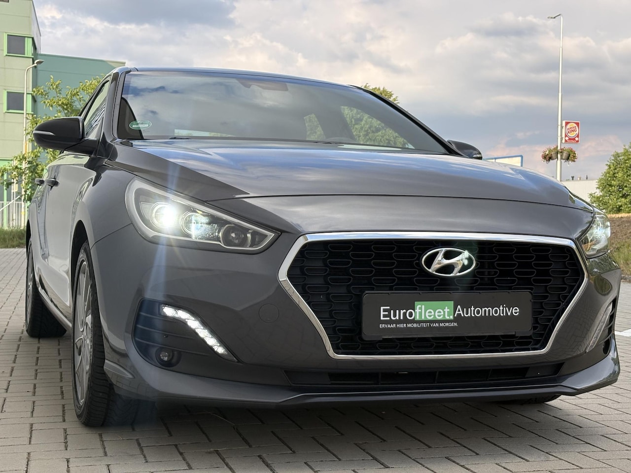 Hyundai i30 - 1.4 T-GDI Passion | CAM | Stuurverw | Stoelverw. | CLIMATE CONTR.| LED | Carplay | LKA | D