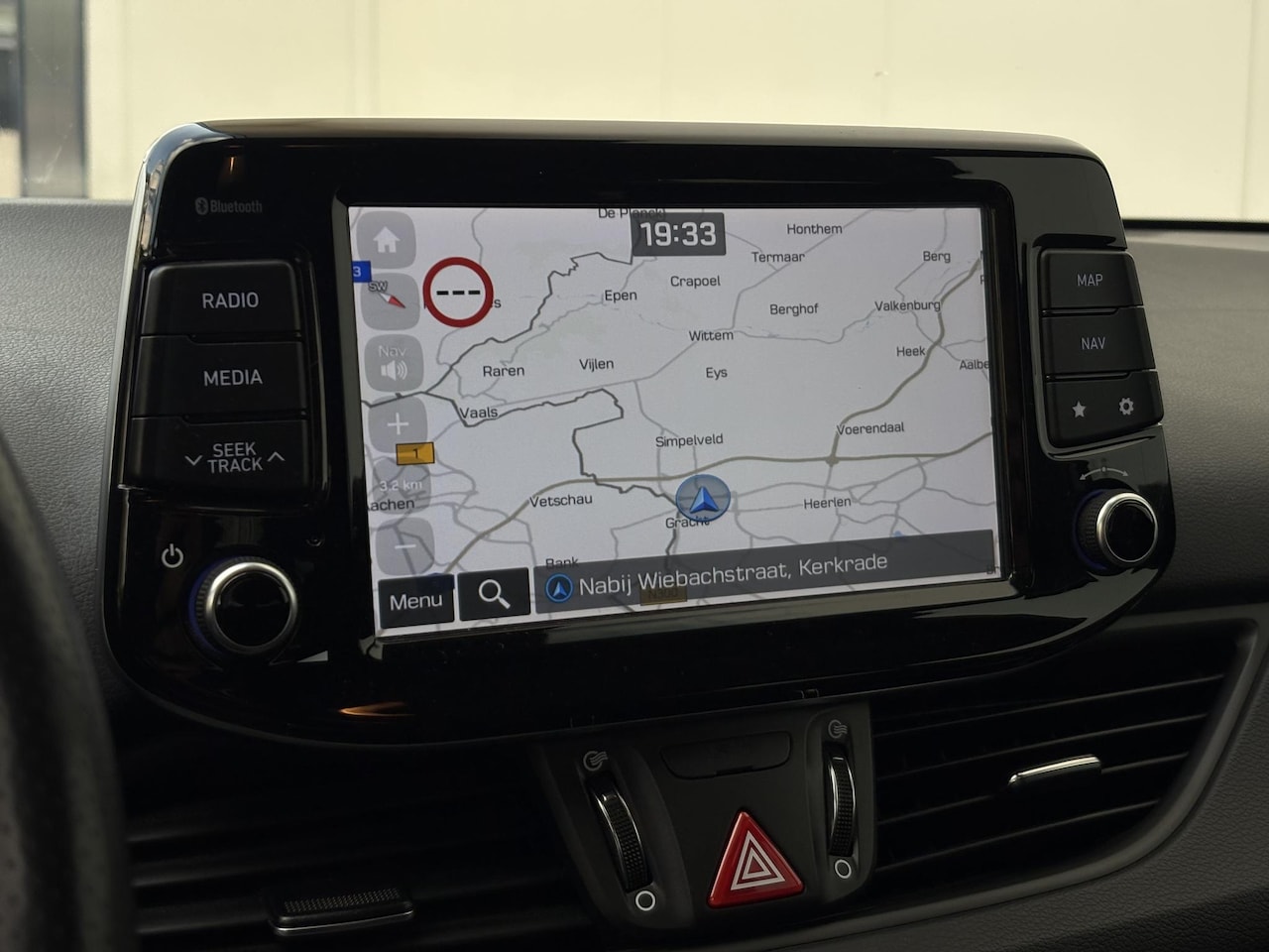 Hyundai i30 - 1.4 T-GDI Passion | CAM | Stuurverw | Stoelverw. | CLIMATE CONTR.| LED | Carplay | LKA | D