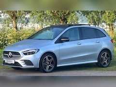 Mercedes-Benz B-klasse - 250 e AMG Line 7.400KM 1e EIGENAAR NAVIGATIE PREMIUM, DAB RADIO, STOELVERWARMING, STUURVER