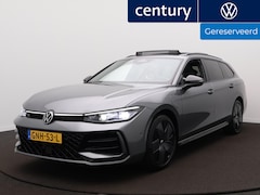 Volkswagen Passat Variant - 1.5 eHybrid R-Line Business | Panodak | Zwenk-trekhaak | Camera | Harman Kardon | Elek. St