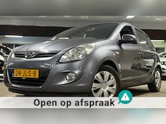 Hyundai i20 - 1.4i i-Catcher|NAP|NweAPK|Airco|5Deurs|Trekhaak|Parrot|Scherpeprijs