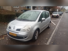 Renault Grand Modus - 1.6-16V Exception