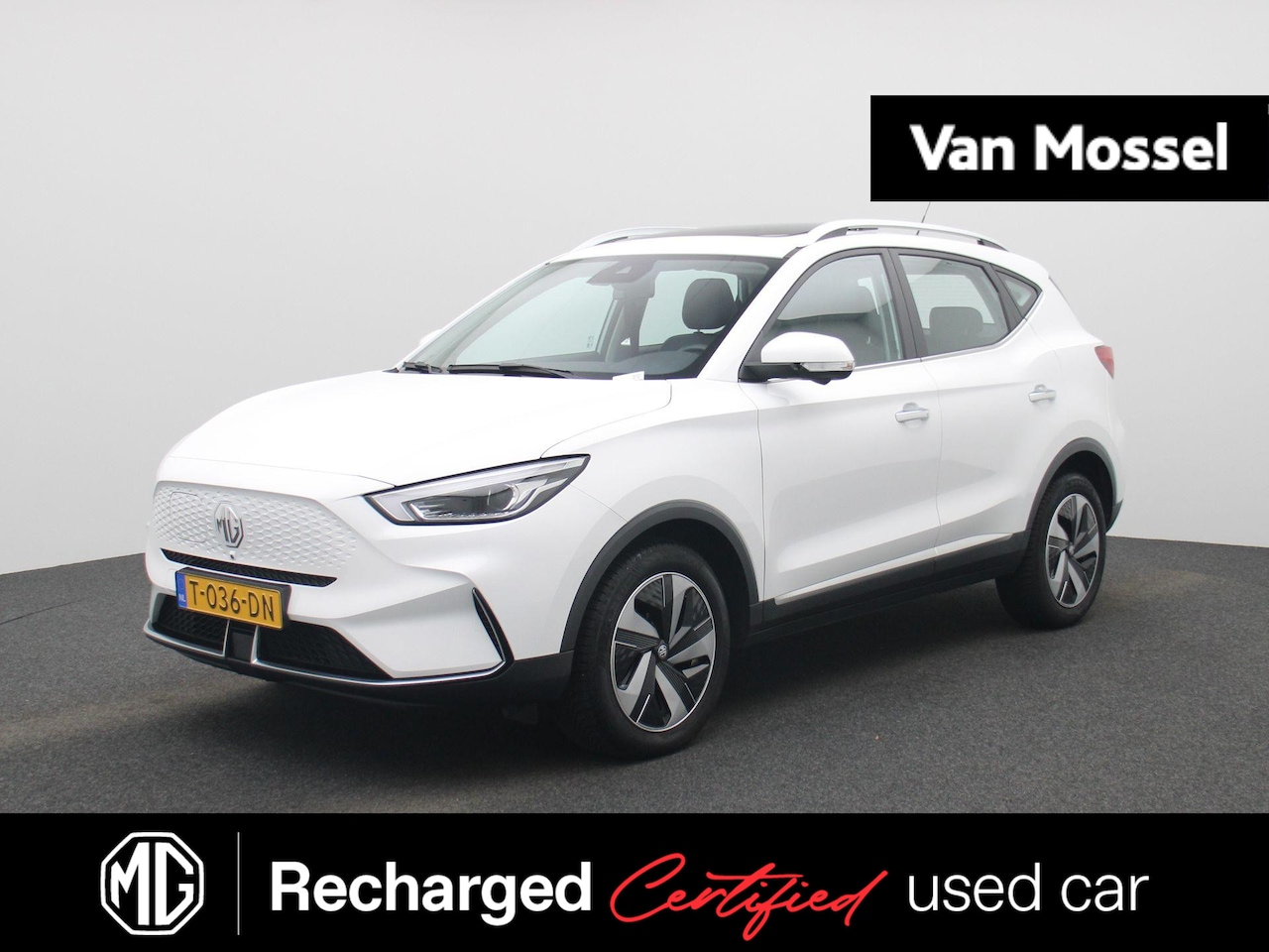 MG ZS - Long Range Luxury 70 kWh | 1e-EIG. | WLTP 440 KM |  elektrisch glazen panorama-dak | 17"LM - AutoWereld.nl