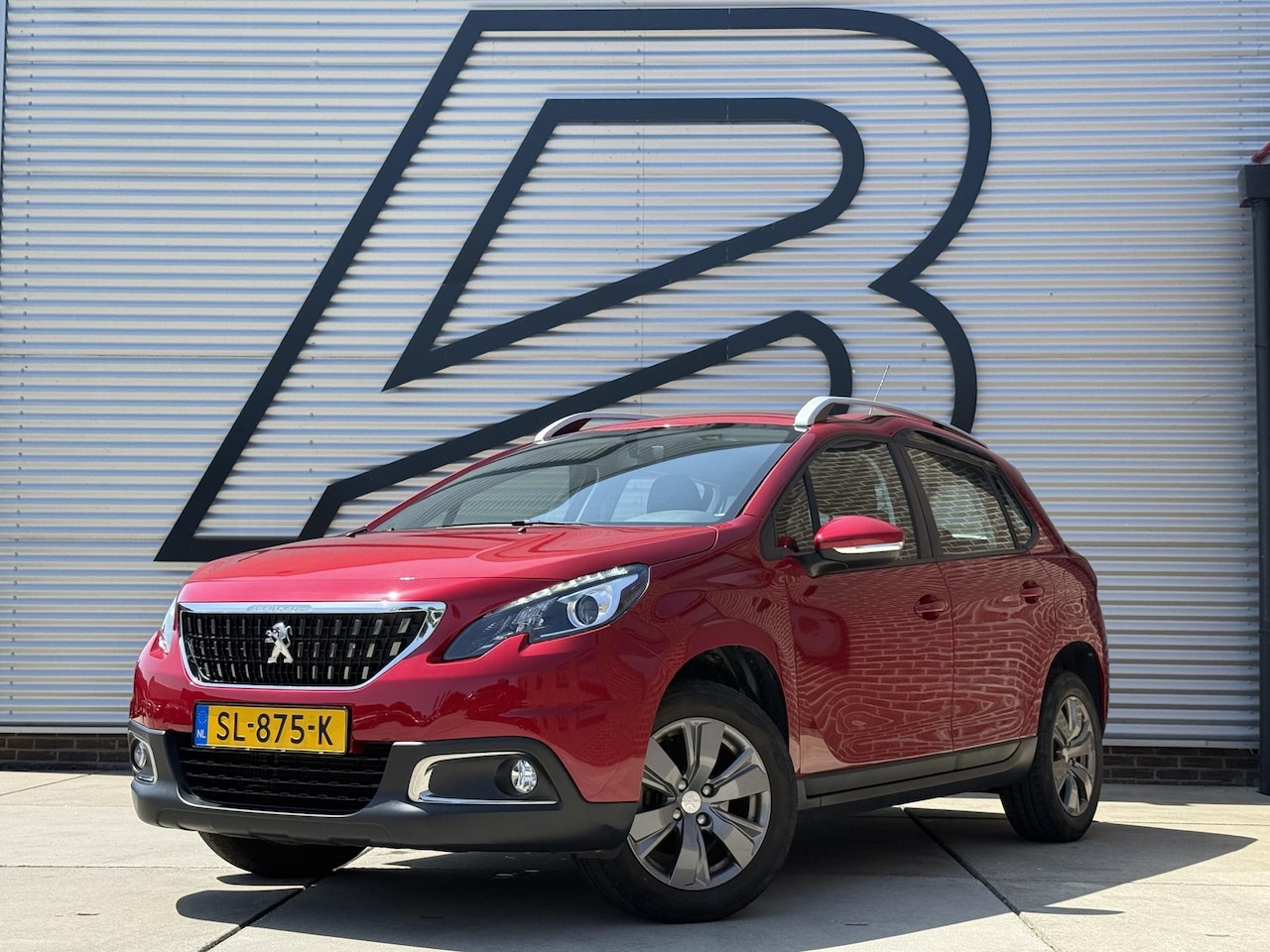 Peugeot 2008 - 1.2 PureTech Blue Lion 2e Eigenaar|Navi|Airco|Carplay|Cruise|PDC|N.A.P|APK tot 04-2027 - AutoWereld.nl