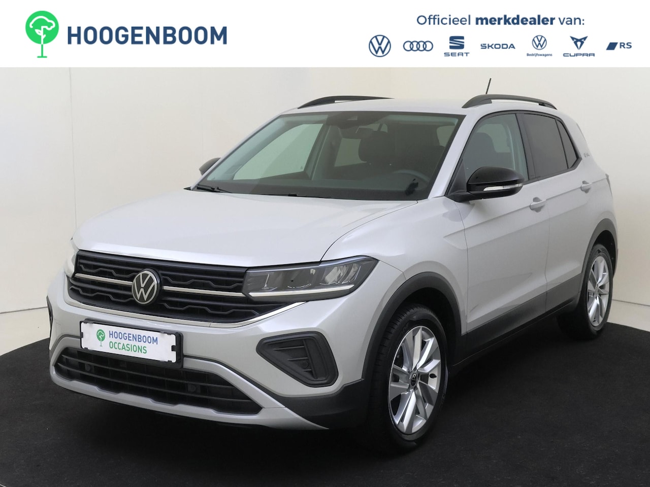 Volkswagen T-Cross - 1.0 TSI Life Edition | Adaptieve cruise control | Stoelverwarming | Climate control | Navi - AutoWereld.nl
