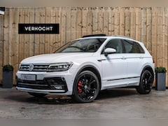 Volkswagen Tiguan - 2.0 TSI 4Motion 3X R-Line *Pano*Head-Up*Camera*Leder*Trekhaak