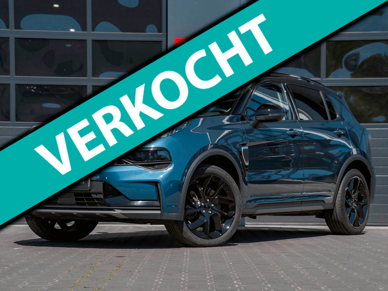 Lynk & Co 01 - 1.5 | Black Edition| TREKHAAK|Panoramadak|360° Camera|ACC|Stoelverwarming|Navi|Carplay - AutoWereld.nl