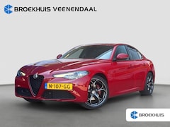 Alfa Romeo Giulia - 2.0T | Camera | Stoelverwarming | Elek. Stoelen | Trekhaak