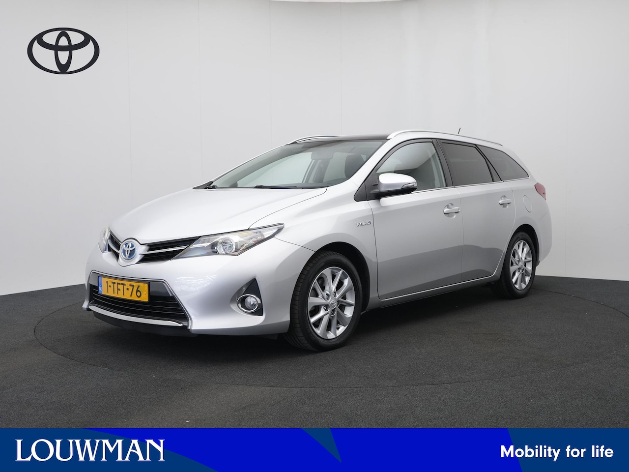 Toyota Auris Touring Sports - 1.8 Hybrid Lease | Navigatie | Achteruitrijcamera | - AutoWereld.nl