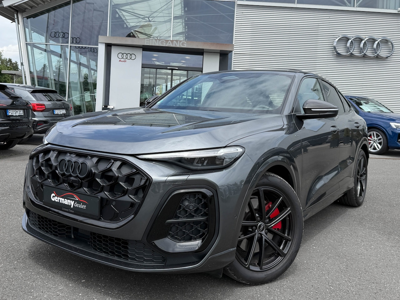 Audi Q5 Sportback - 55 TFSI e-hybrid 367PK Quattro S edition Competition Lucht Pano Carbon Trekhaak B&O Head-U - AutoWereld.nl