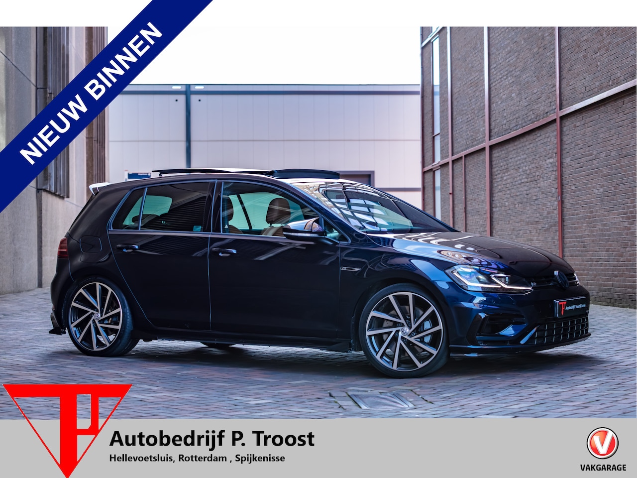 Volkswagen Golf - 2.0 TSI 4Motion R Performance Akrapovic/Panoramadak/Navigatie/Achteruitrijcamera/Dynaudio/ - AutoWereld.nl