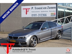 BMW 5-serie - 530e iPerformance Executive M-Sport Panoramadak/Head-Up Display/Apple carplay/Sfeerverlich
