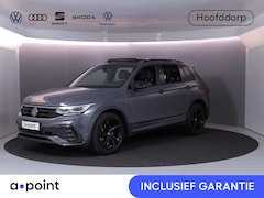 Volkswagen Tiguan - 1.4 TSI eHybrid R-Line Business 245 pk Automaat (DSG) | Navigatie | Panoramadak | Parkeers