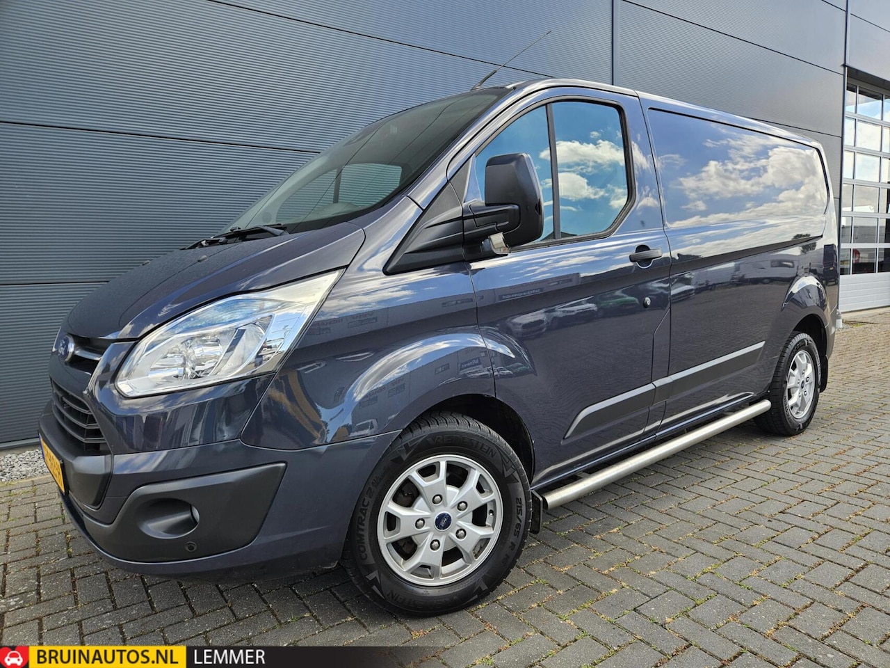 Ford Transit Custom - 250 2.2 TDCI L1H1 Airco LM Navi sidebars - AutoWereld.nl