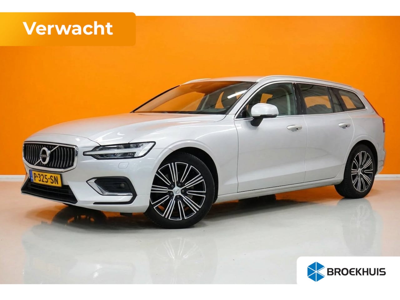 Volvo V60 - B3 Inscription Leder | Standkachel | Adap. Cruise | Camera - AutoWereld.nl