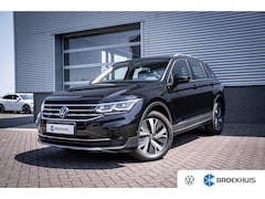 Volkswagen Tiguan - Elegance eHybrid 1.4 TSI 245 PK | Achteruitrijcamera met 360° Surround View | Matrix-LED-k