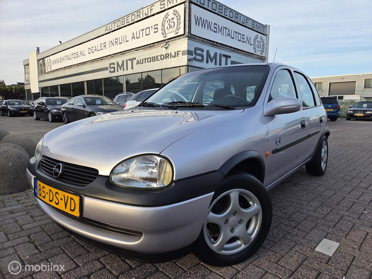 Opel Corsa - 1.2i-16V Strada 5DRS UNIEK 104.000KM NLAUTO - AutoWereld.nl